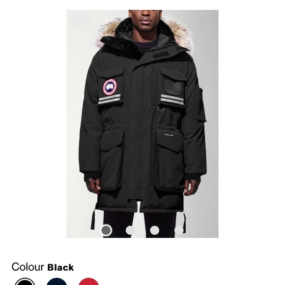 Brand New, Never worn Canada Goose Winter Parka. - Picture 6 of 7